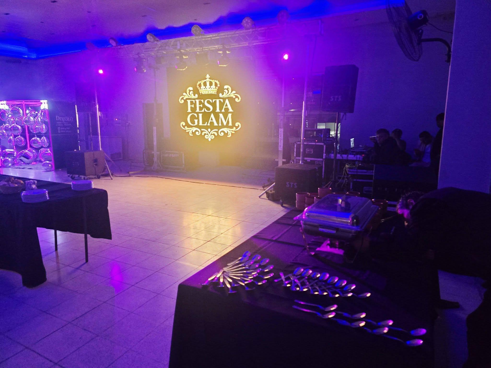 Fiesta temática en el salón
